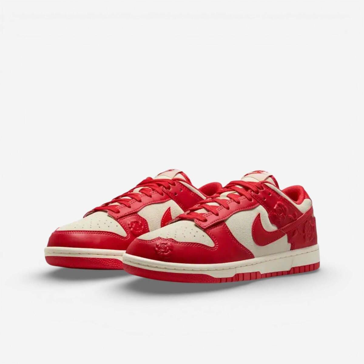 Women's Sneakers Nike Red