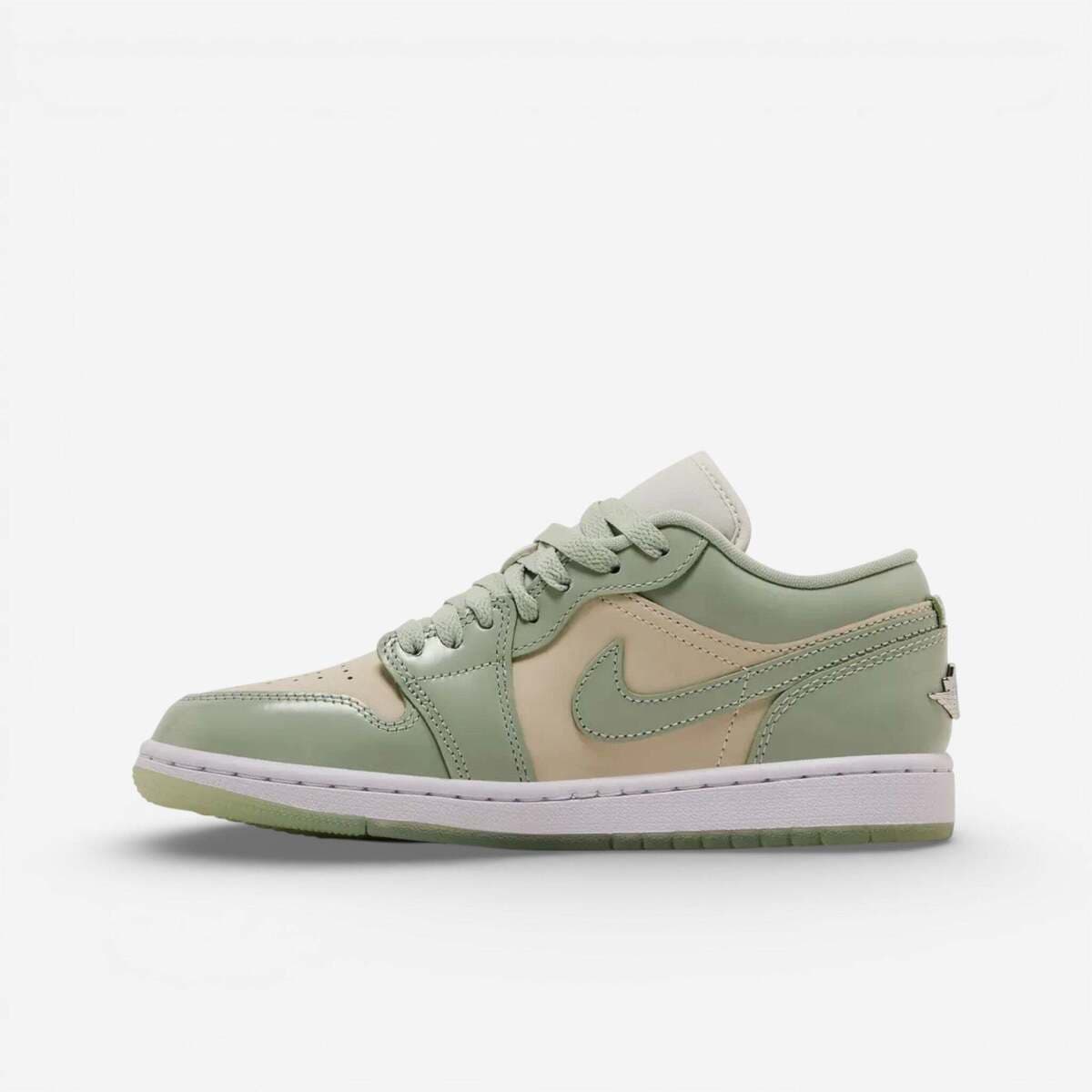 Men's Sneakers Nike Beige