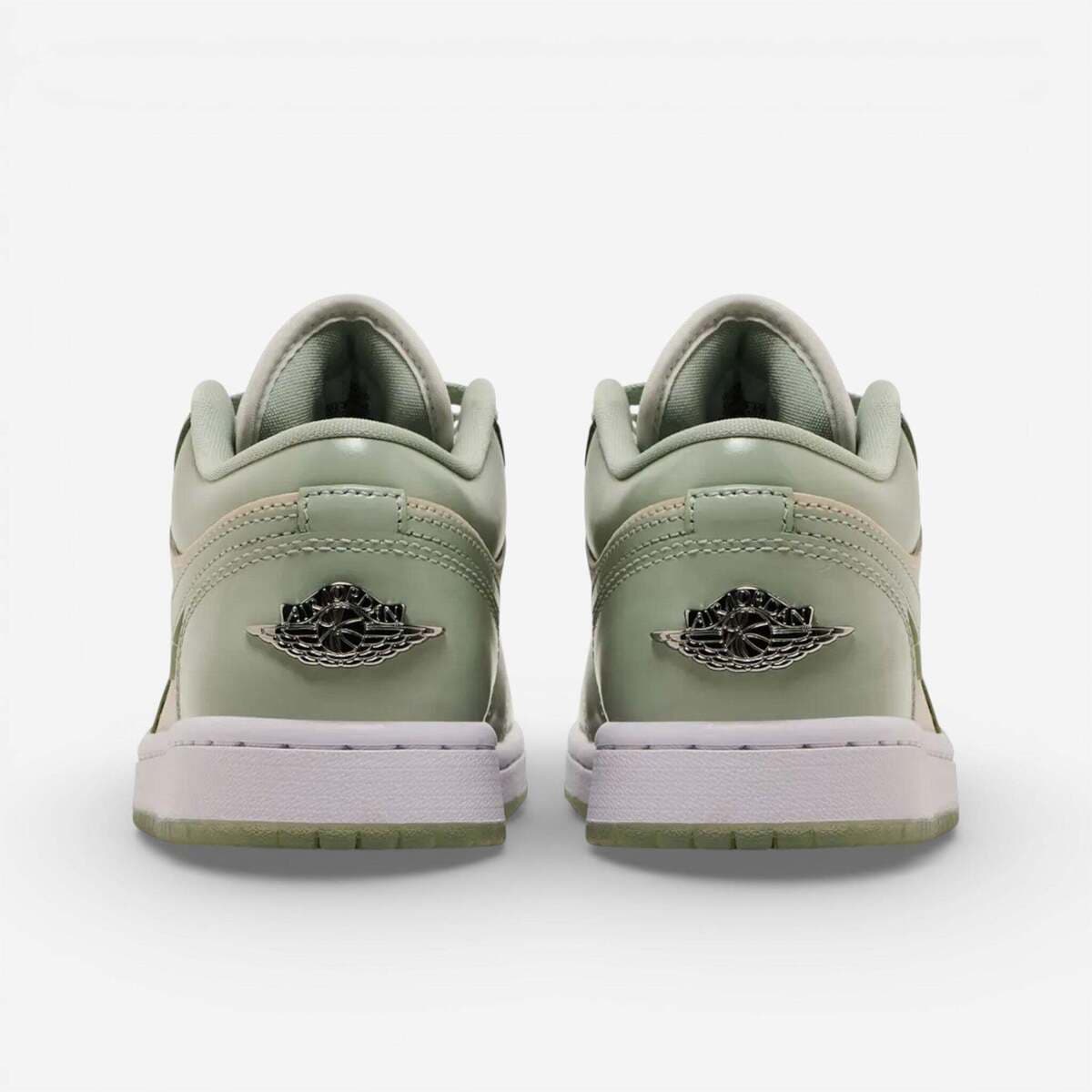 Men's Sneakers Nike Beige