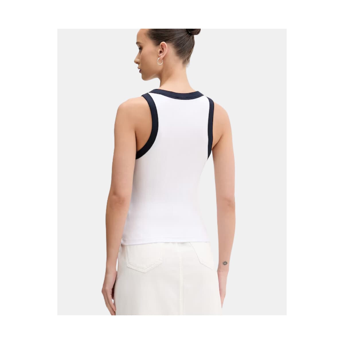 Women's Sleeveless Tops Guess White