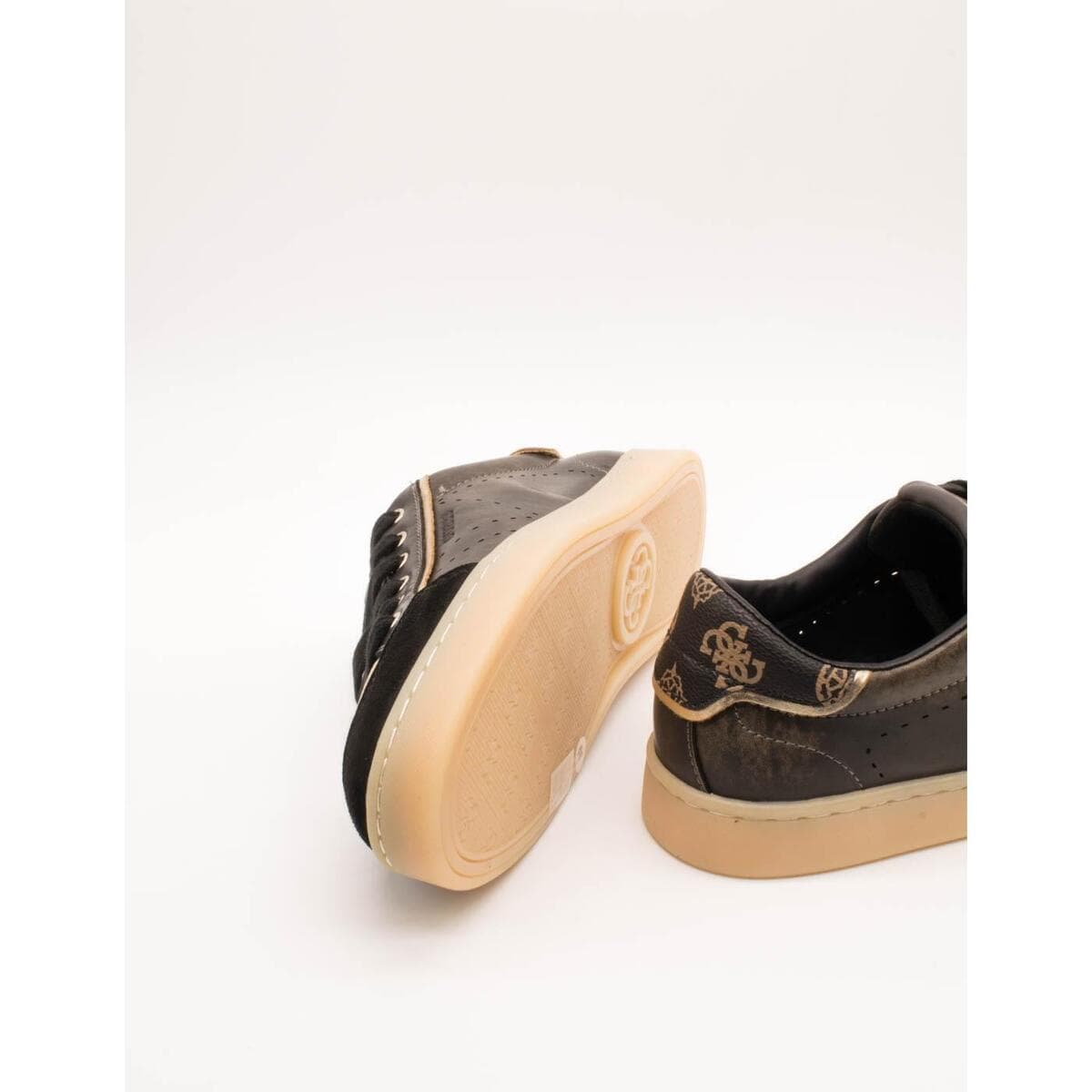 Women's Sneakers Guess Brown