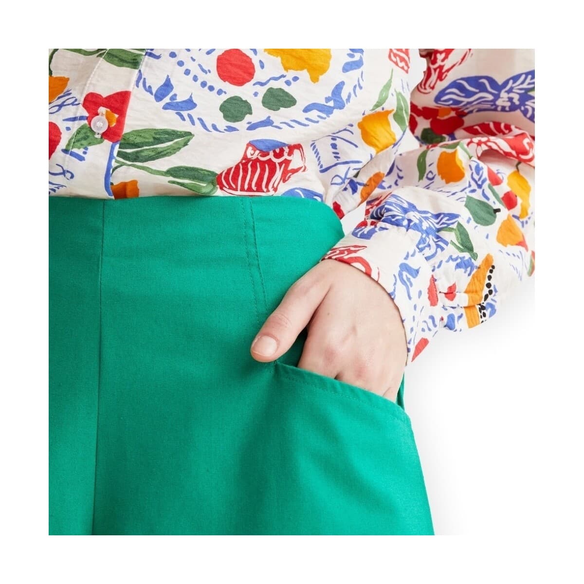 Women's Shorts Compania Fantastica Green