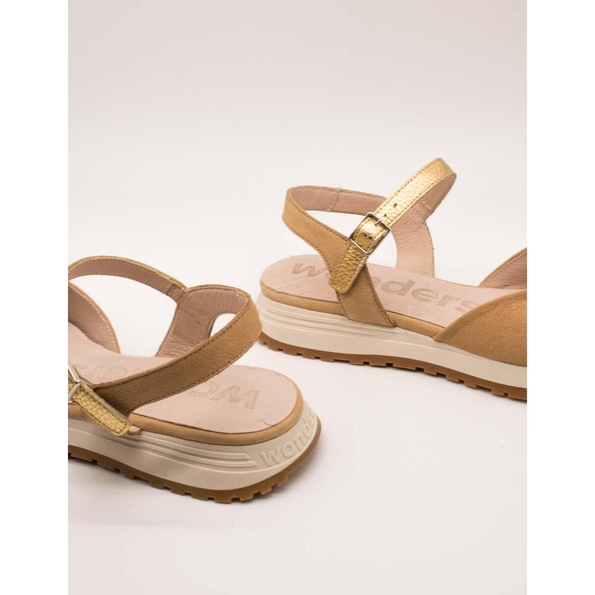 Women's Sandals Wonders Beige