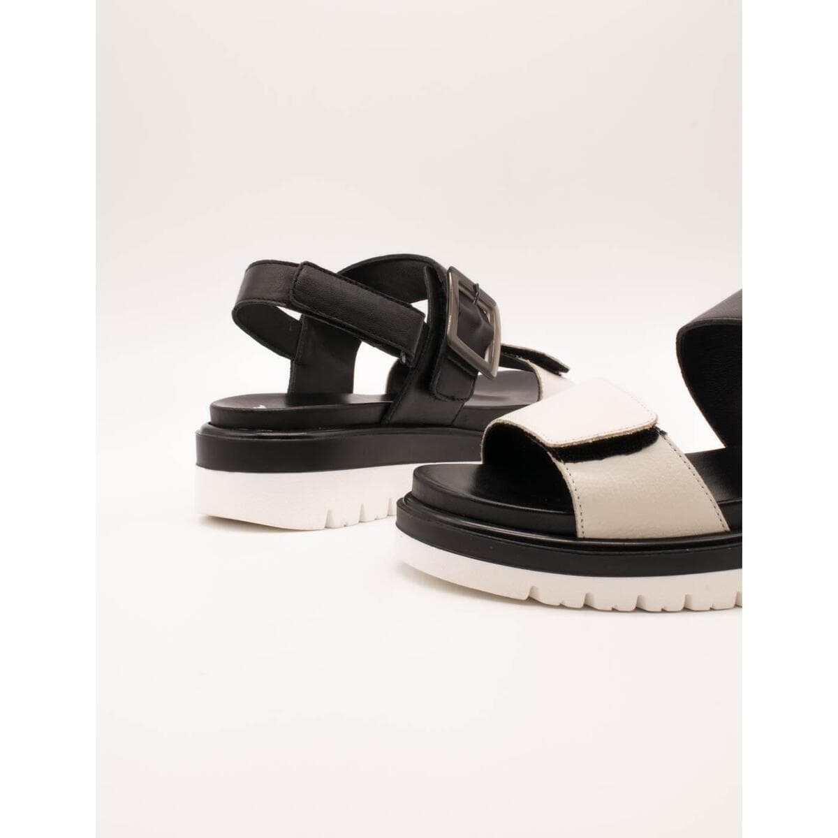 Women's Platforms Ara Black