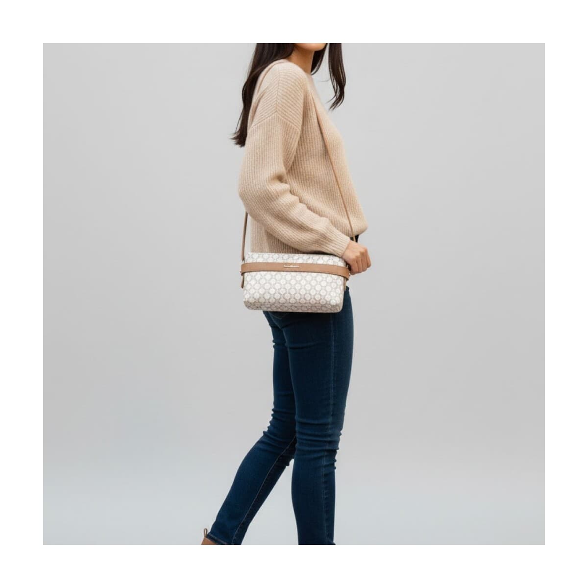 Women's Clutches NeroGiardini Beige