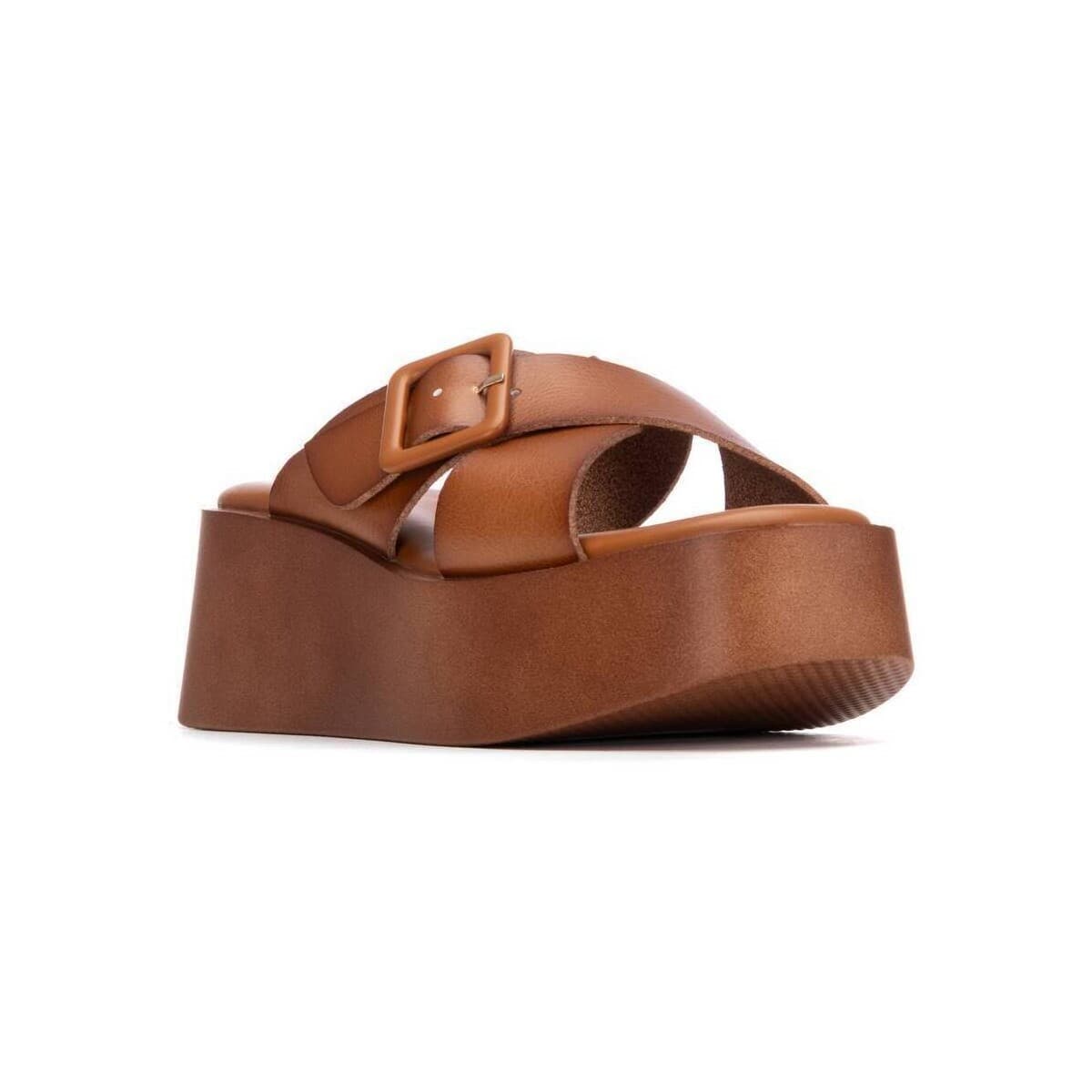 Women's Platforms Refresh Brown