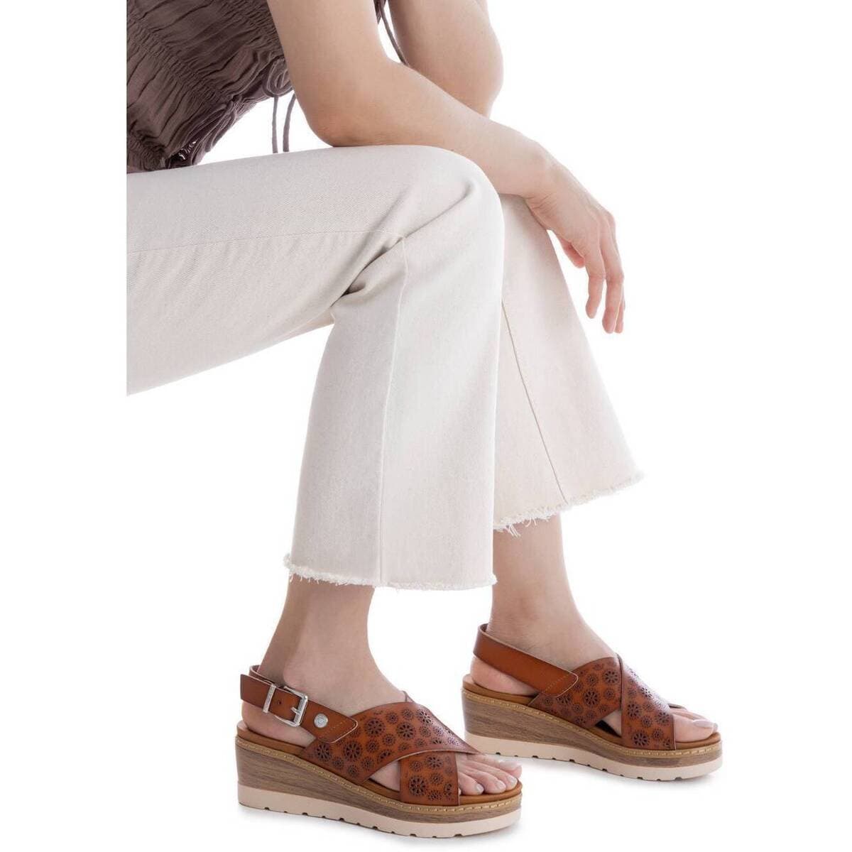 Women's Platforms Refresh Brown