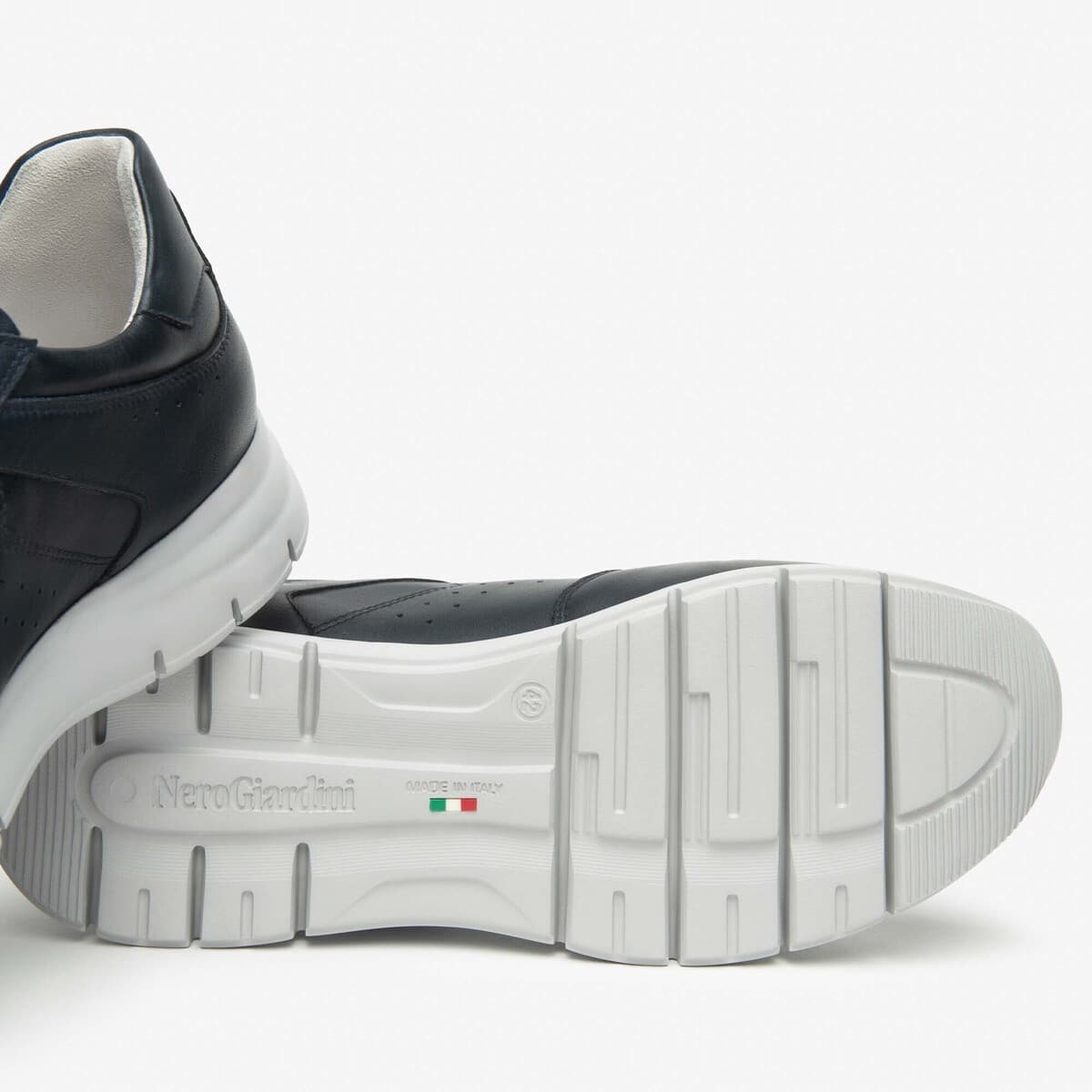 Men's Sneakers NeroGiardini Blue