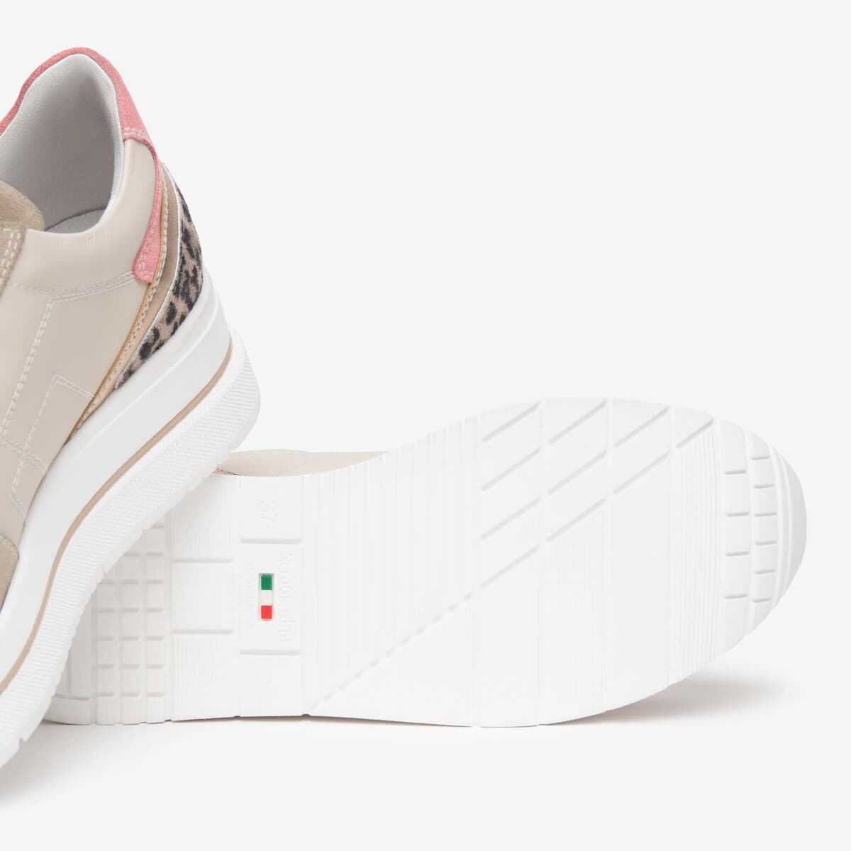 Women's Sneakers NeroGiardini Brown