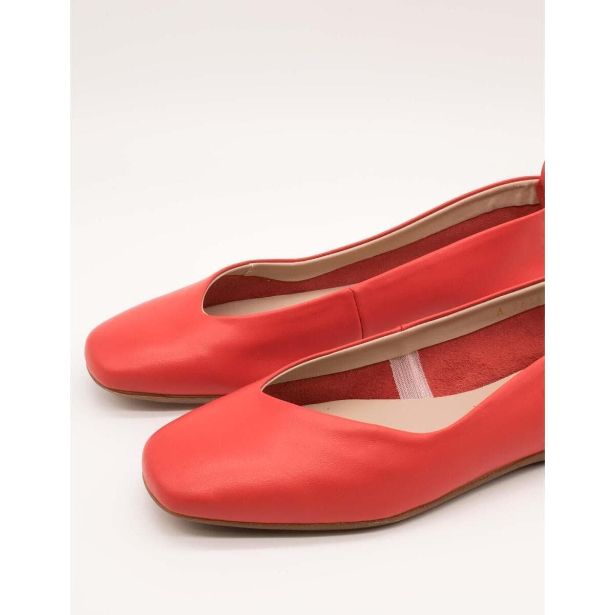 Women's Ballet Flats Wonders Red
