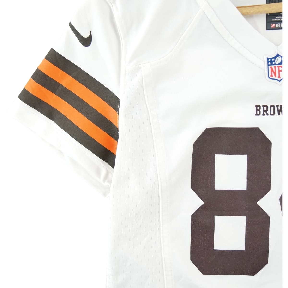 Women's Sports T-Shirts Nike White