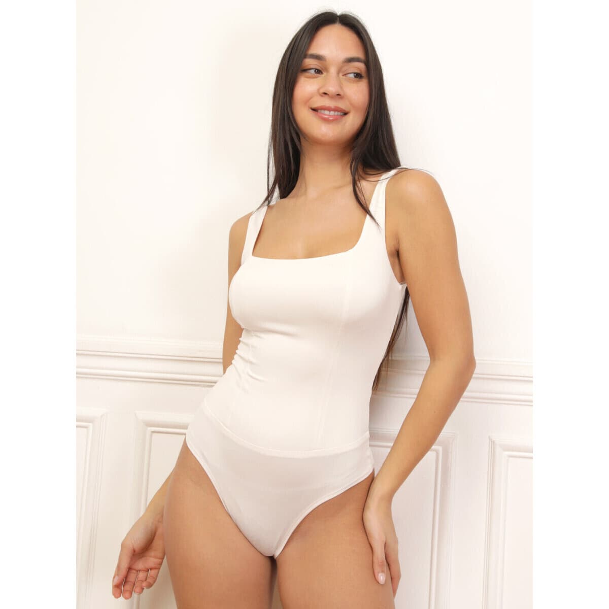 Women's Sleeveless Tops La Modeuse Beige