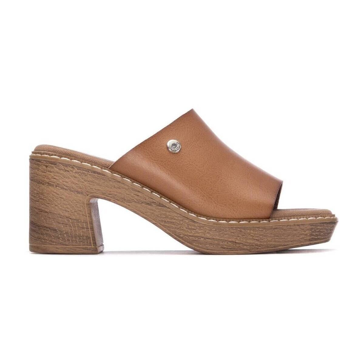 Σανδάλια με τακούνι Refresh 17517201