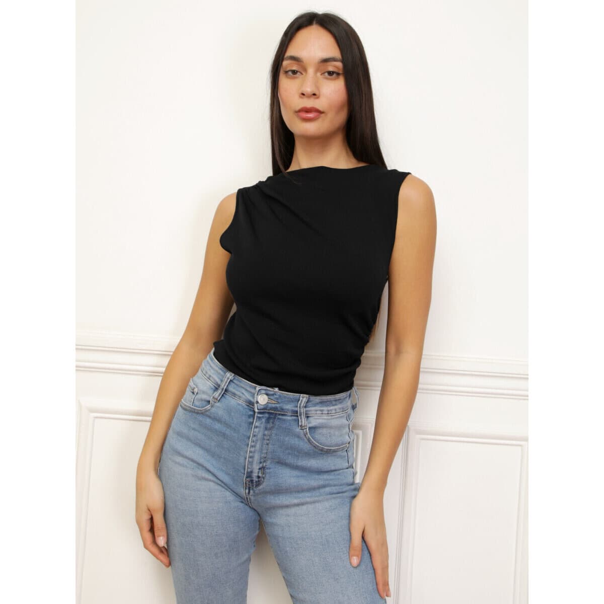 Women's Sleeveless Tops La Modeuse Black