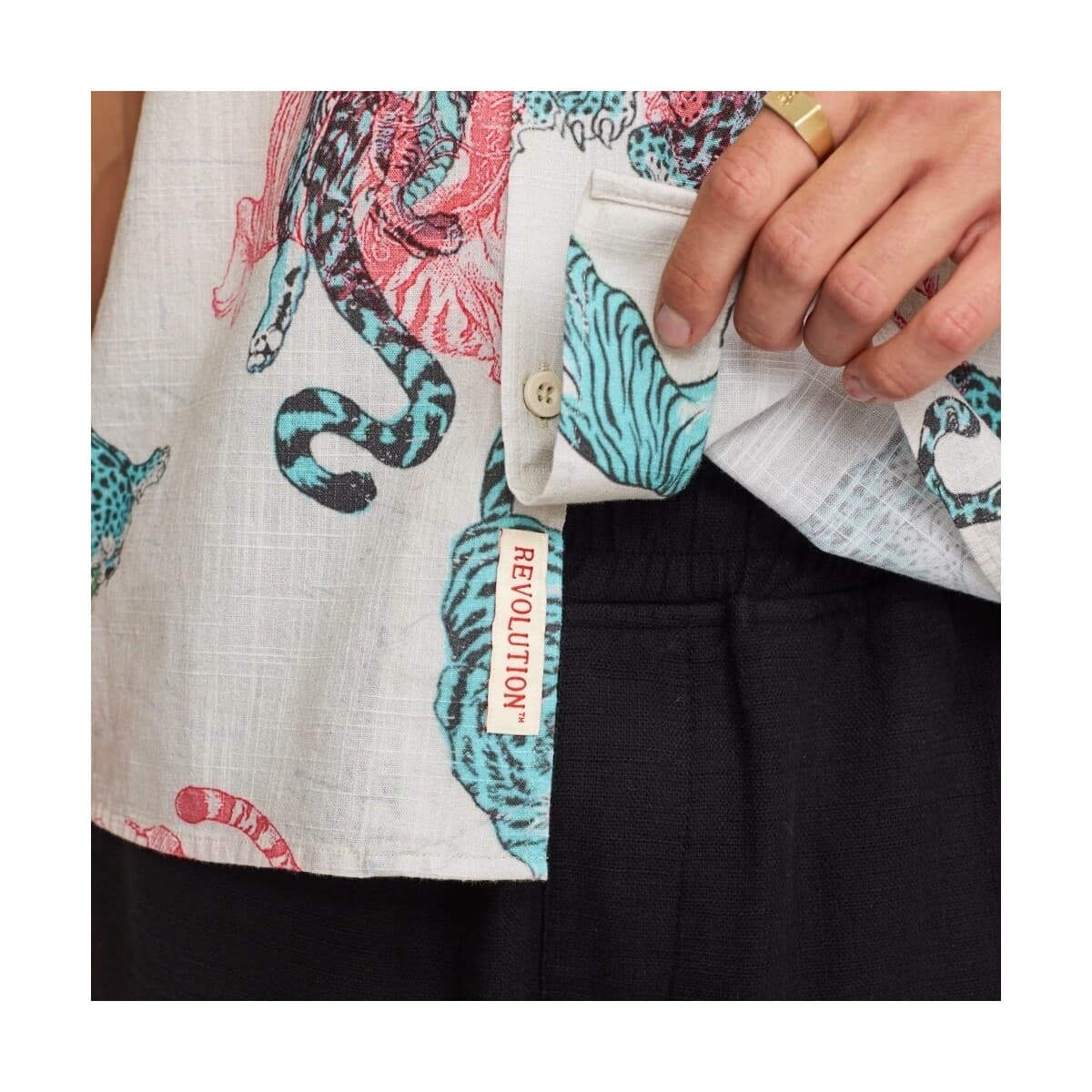 Men's Shirts Revolution White