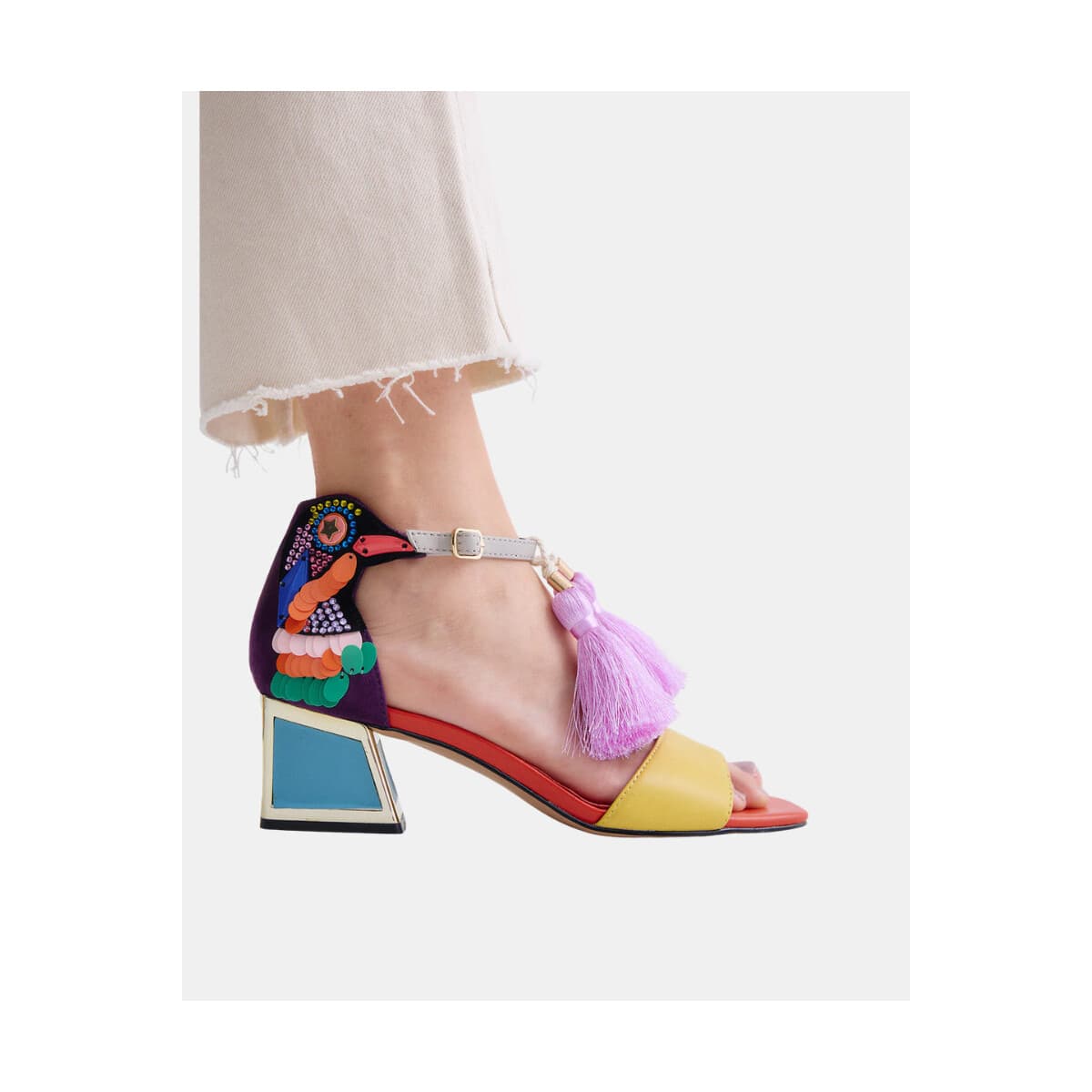 Σανδάλια με τακούνι Exé Shoes LUISA 310