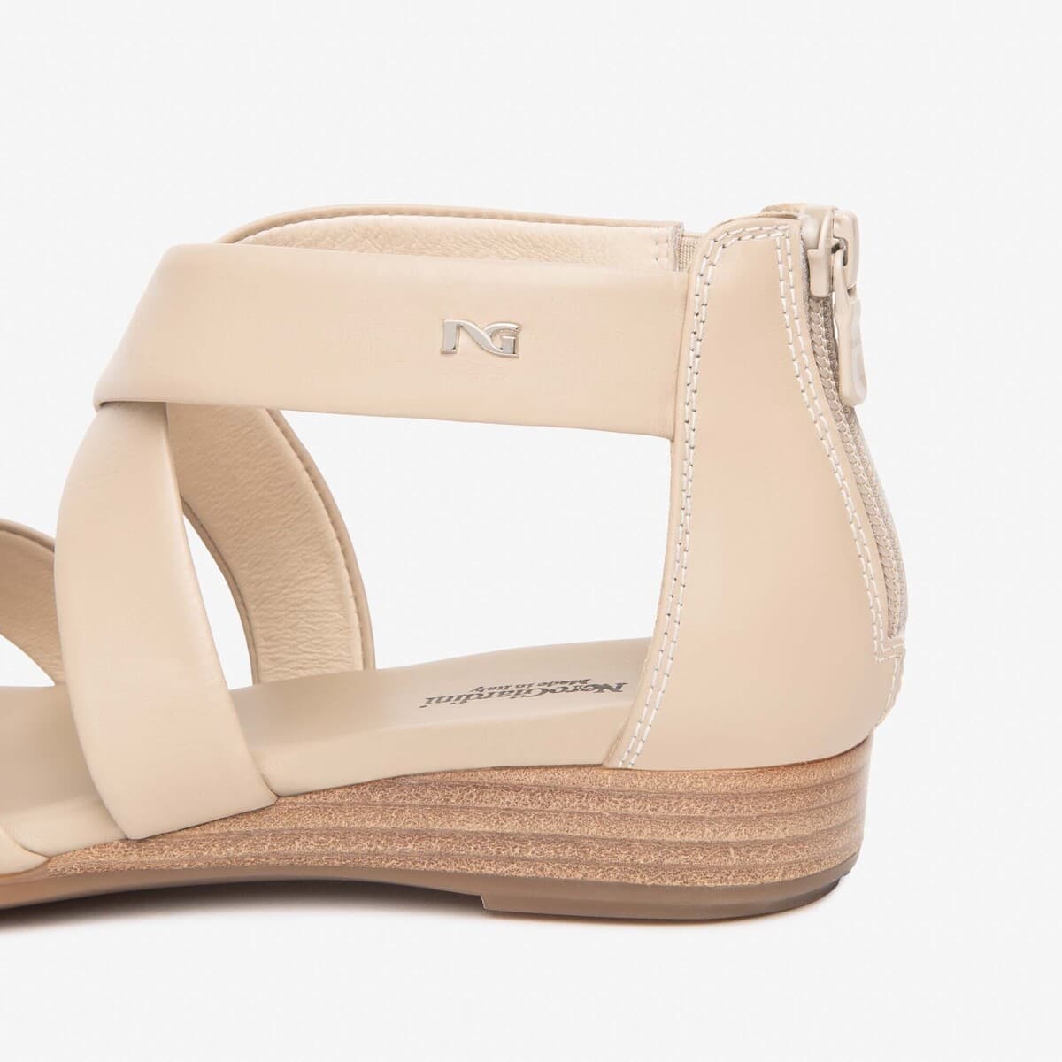 Women's Sandals NeroGiardini Beige
