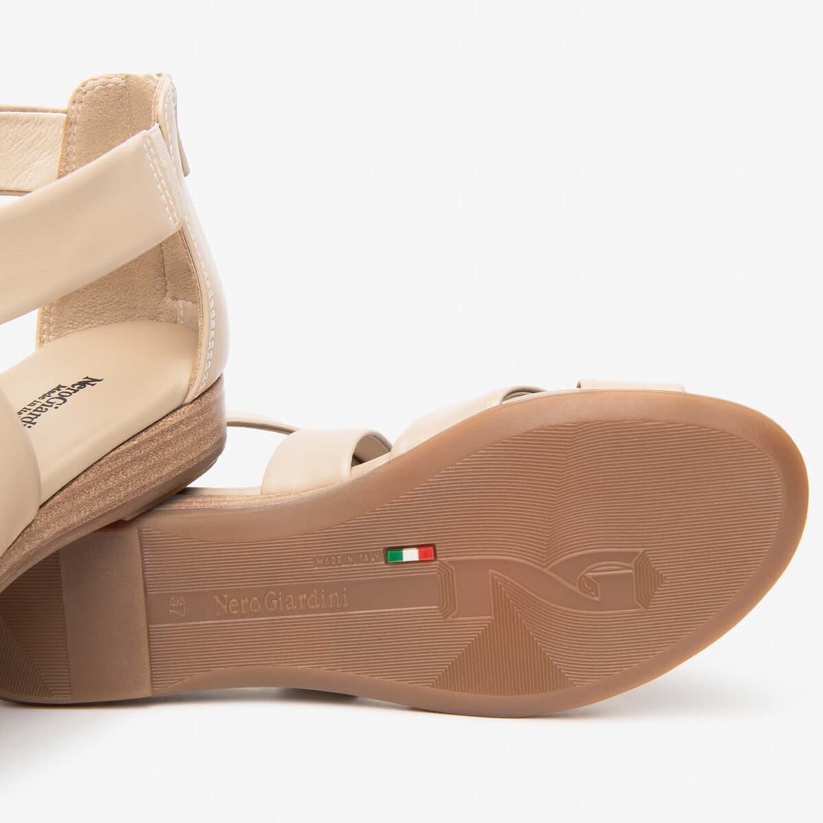 Women's Sandals NeroGiardini Beige