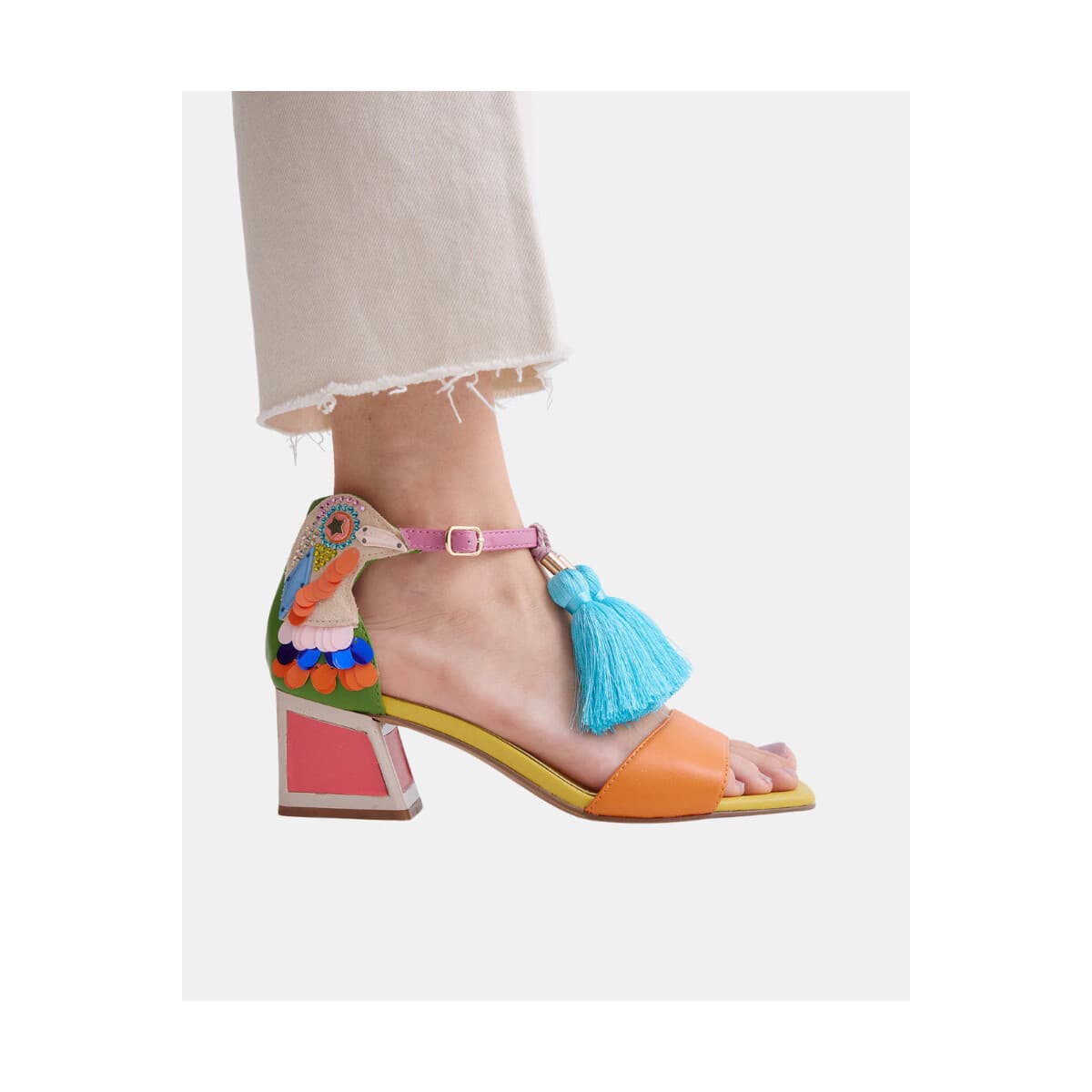 Σανδάλια με τακούνι Exé Shoes LUISA 310