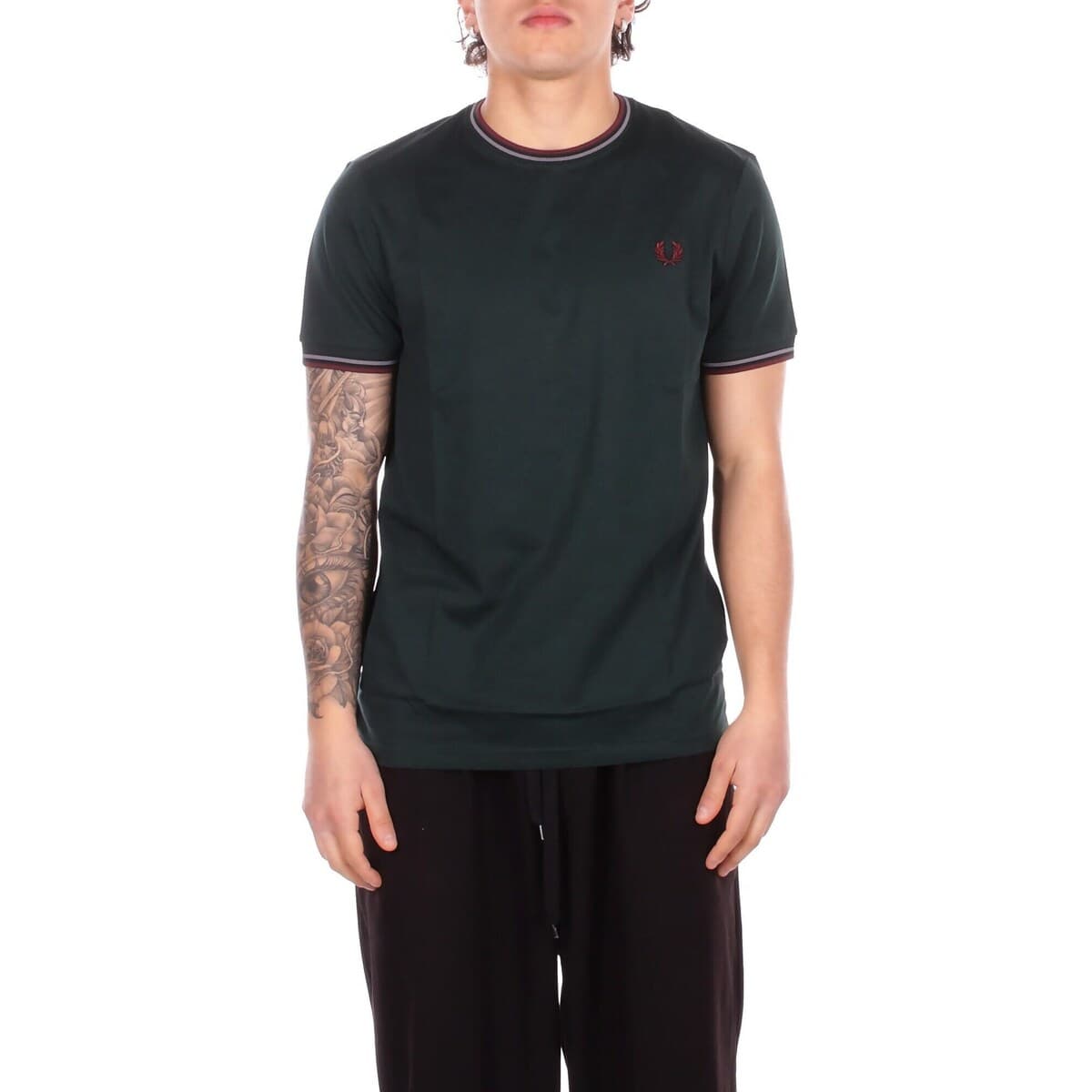 T-shirt με κοντά μανίκια Fred Perry M1588V