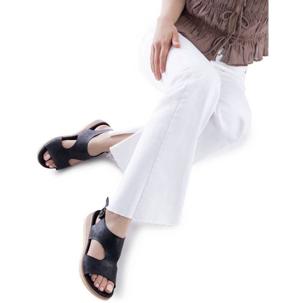 Women's Platforms Refresh Black