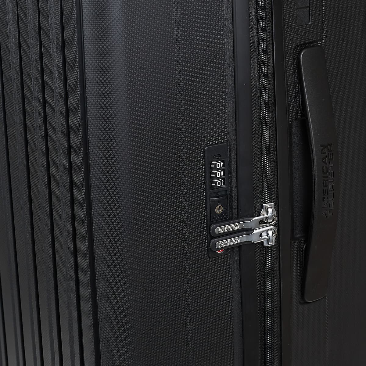 Women's Suitcases American Tourister Black