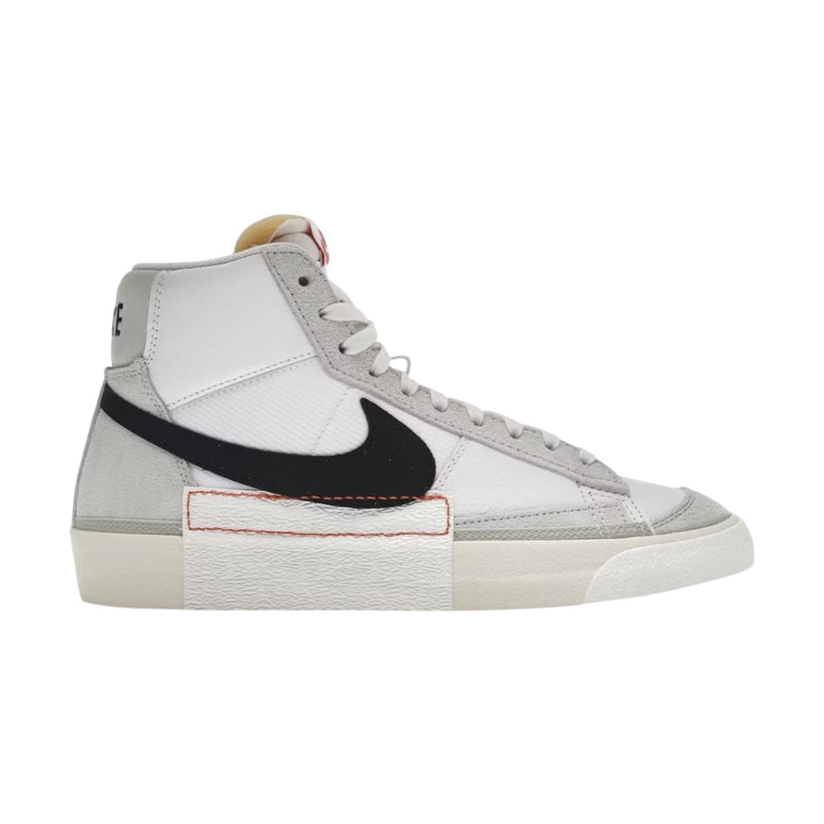 Ψηλά Sneakers Nike Blazer Mid 77 Pro Club White Black Light Bone Summit White