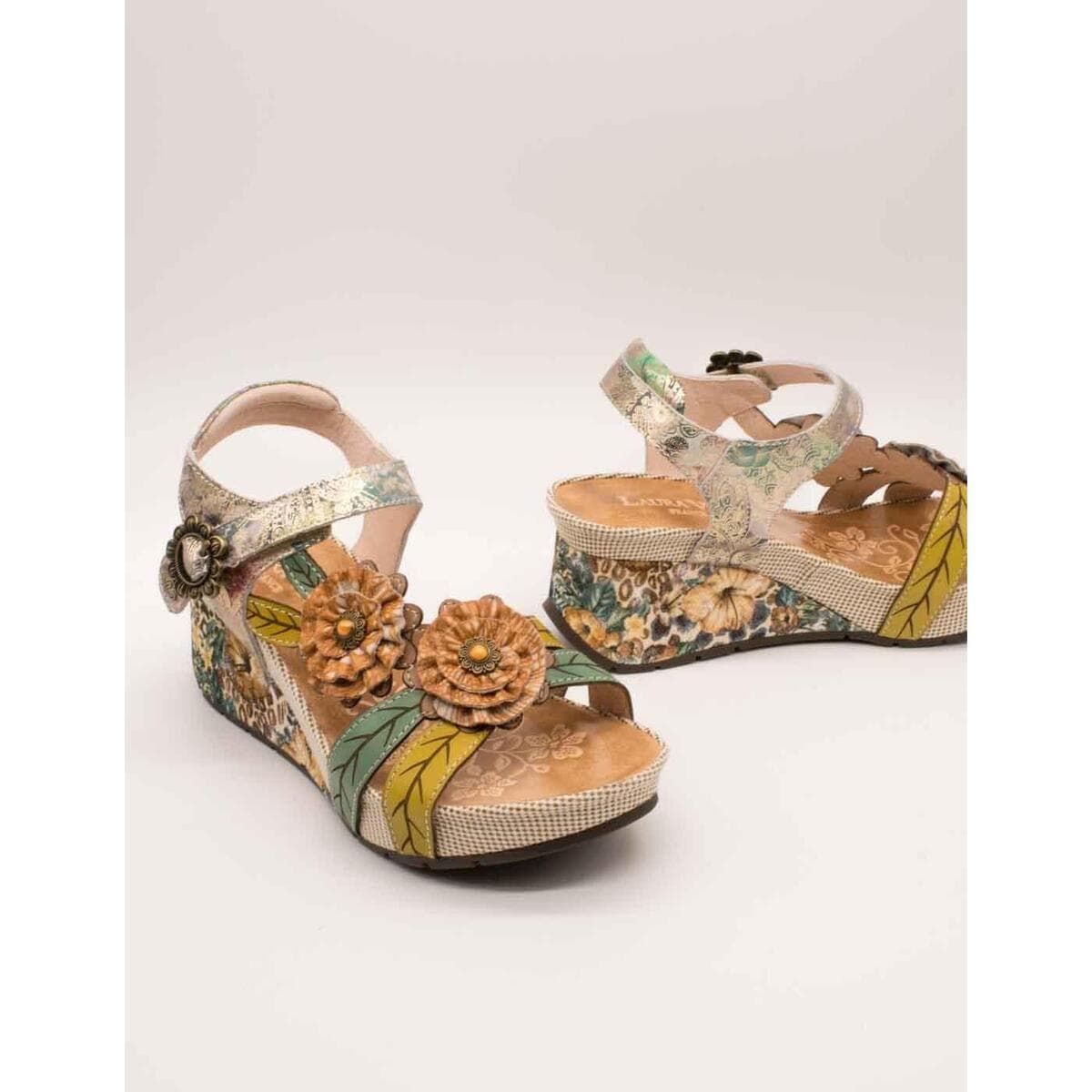 Women's Platforms Laura Vita Beige
