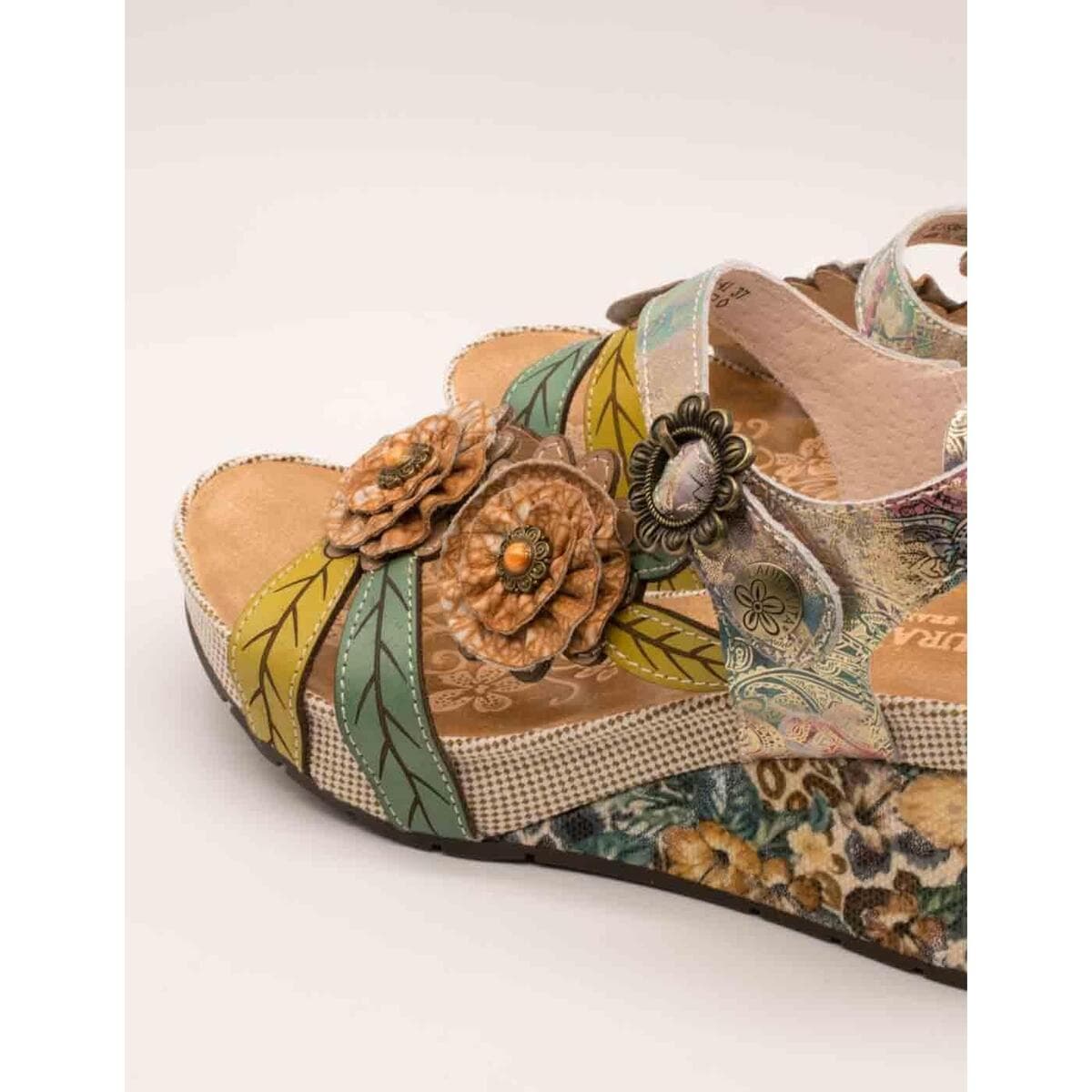 Women's Platforms Laura Vita Beige