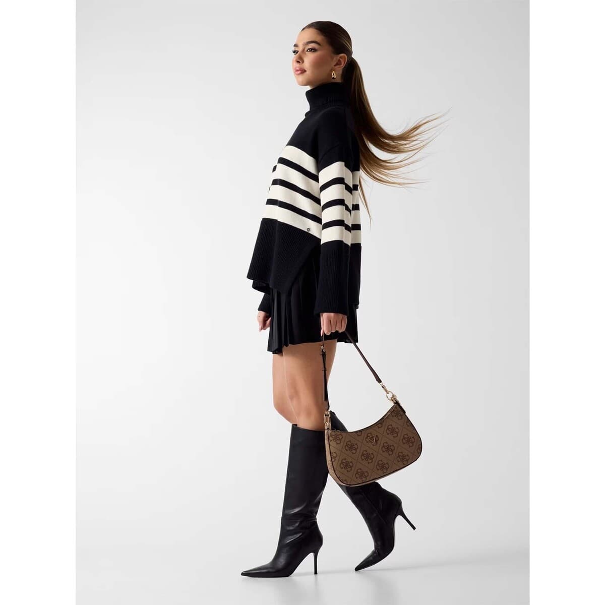 Women's Shoulder Bags Guess Brown