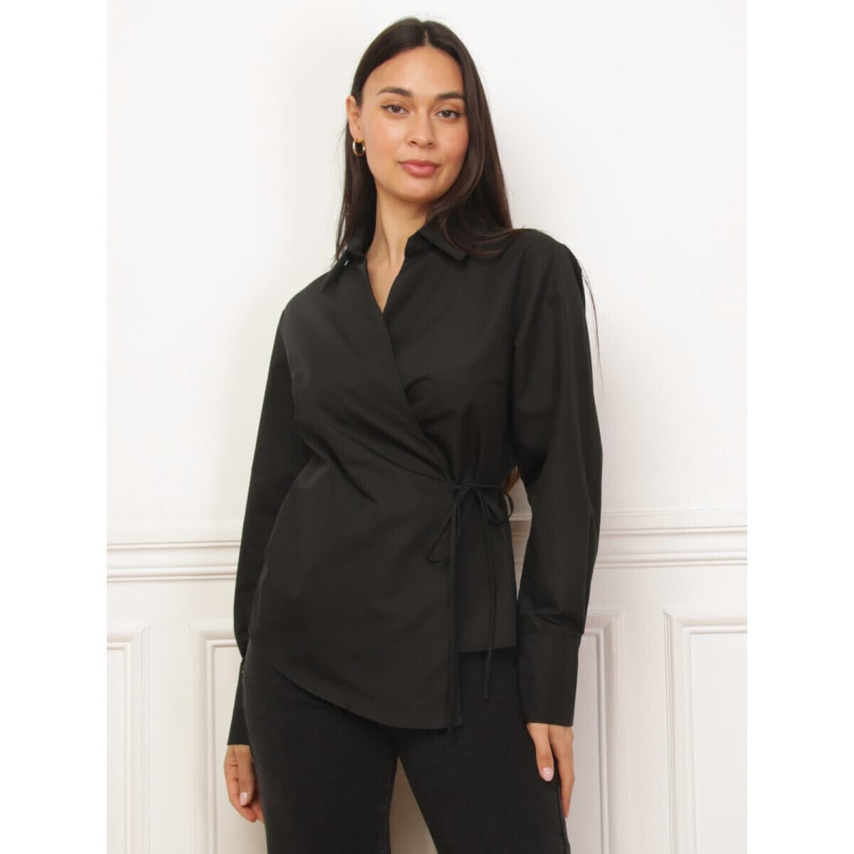 Women's Shirts La Modeuse Black