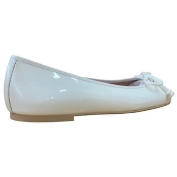 Women's Ballet Flats Pretty Ballerinas White