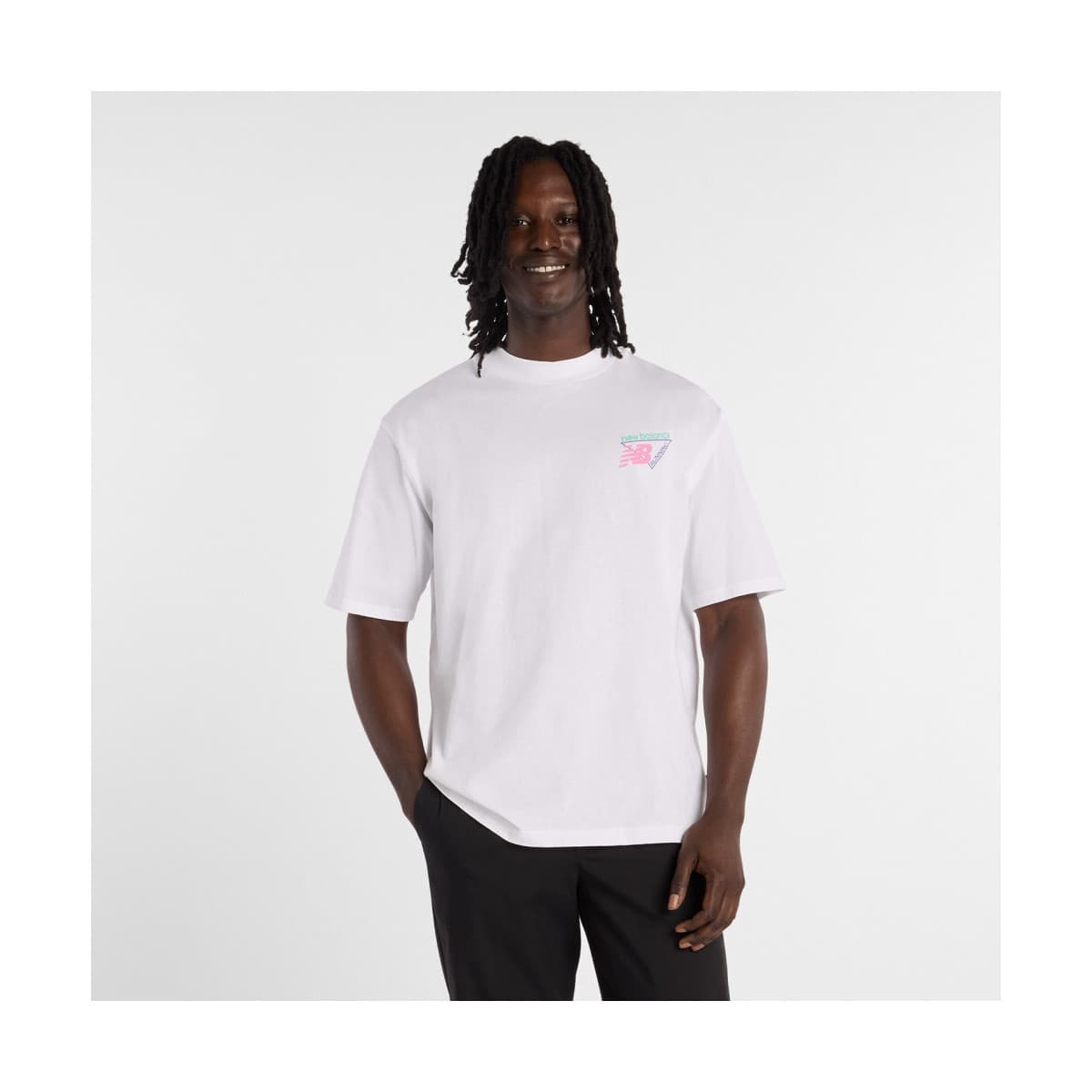 T-shirt με κοντά μανίκια New Balance Classic tri-logo heat map t-shirt