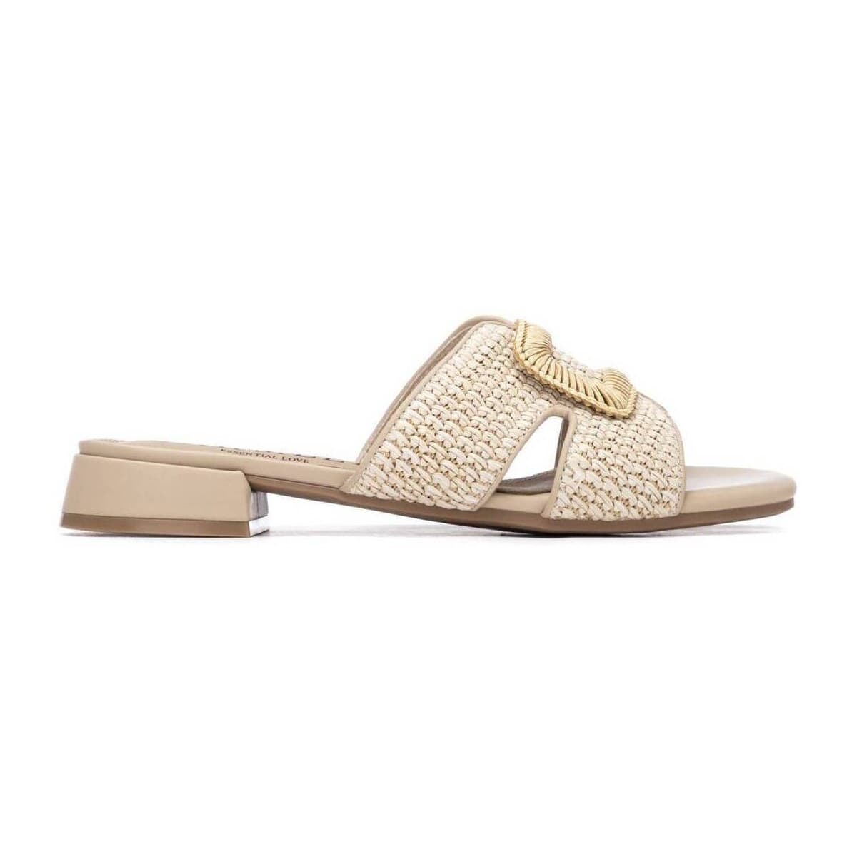 Σανδάλια με τακούνι Carmela 16327203