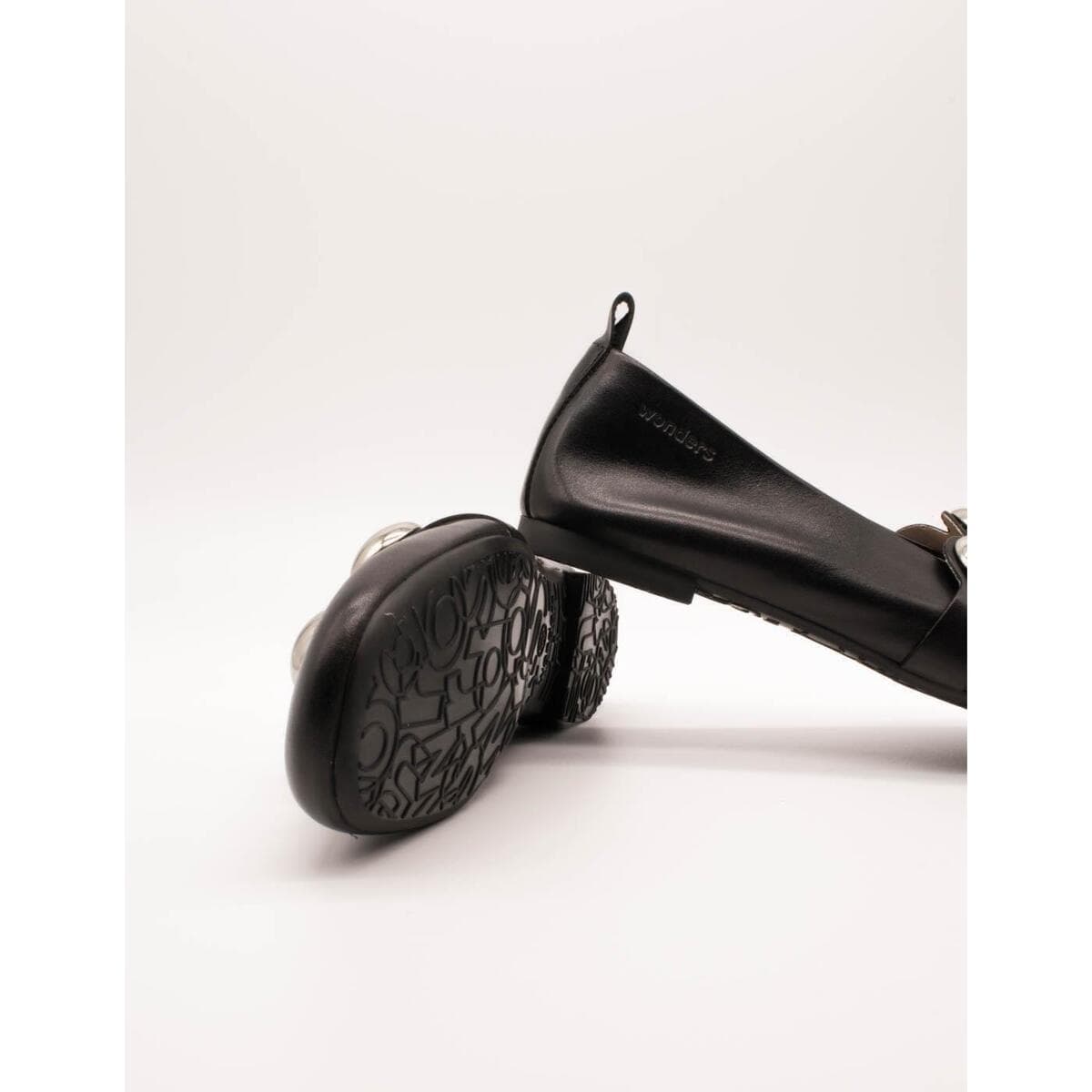 Women's Ballet Flats Wonders Black