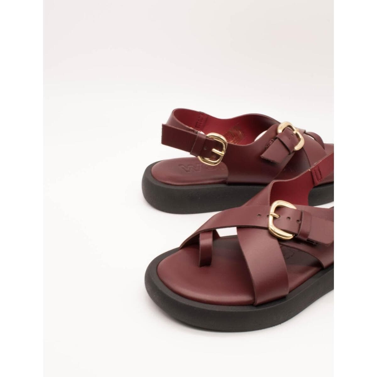 Women's Sandals Wonders Red