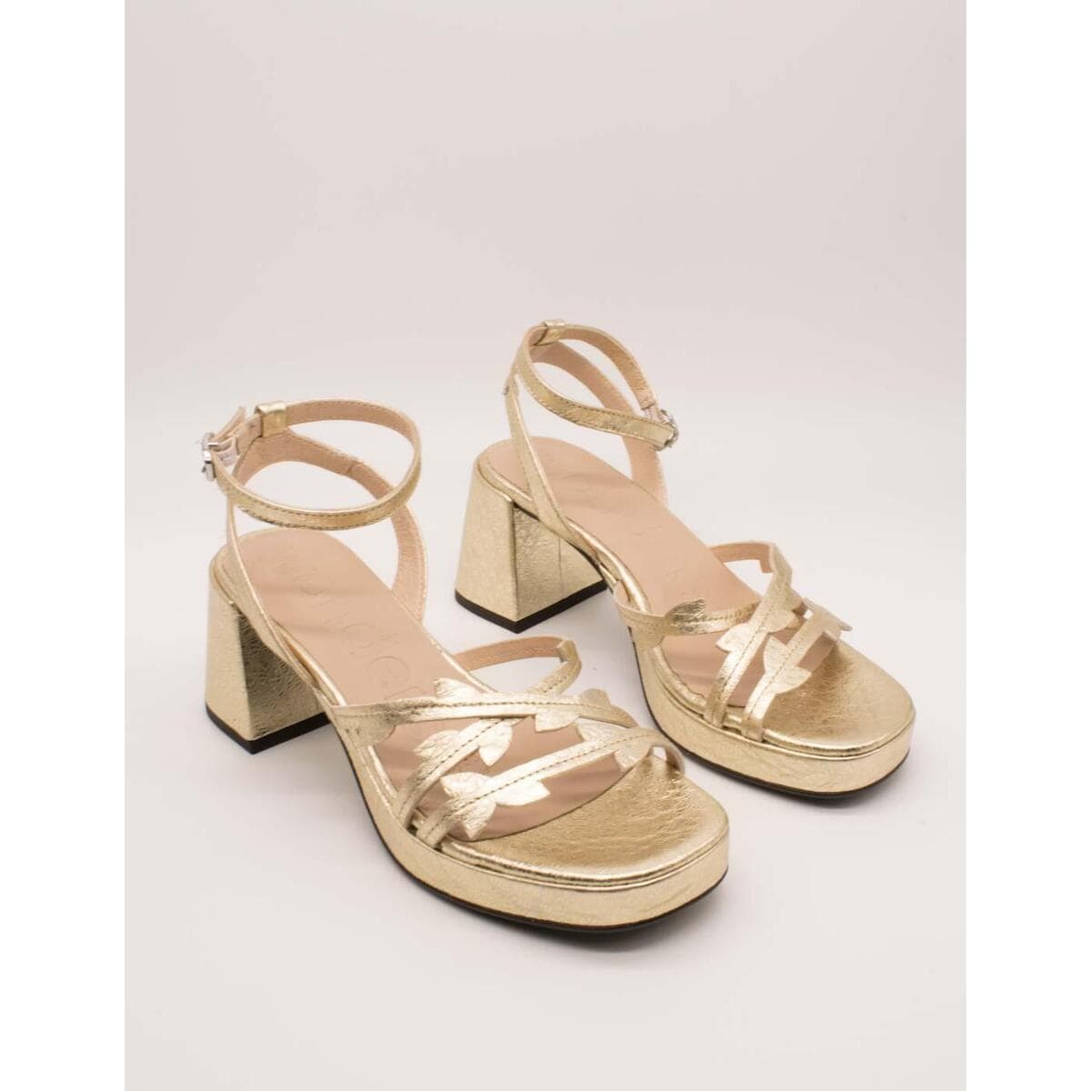 Women's Pumps Wonders Gold