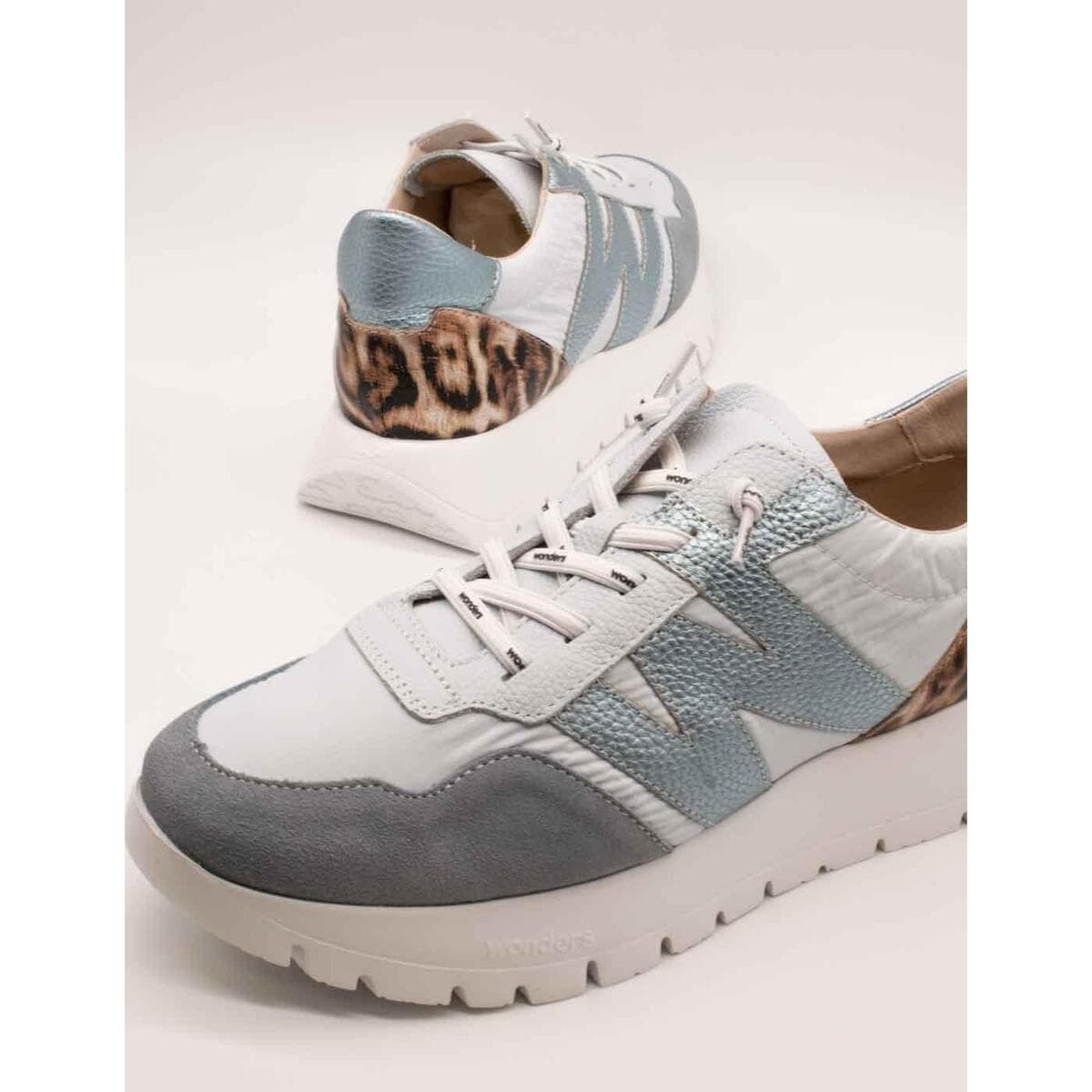 Women's Sneakers Wonders Blue