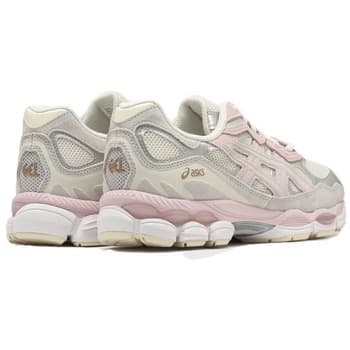 Women's Sneakers Asics