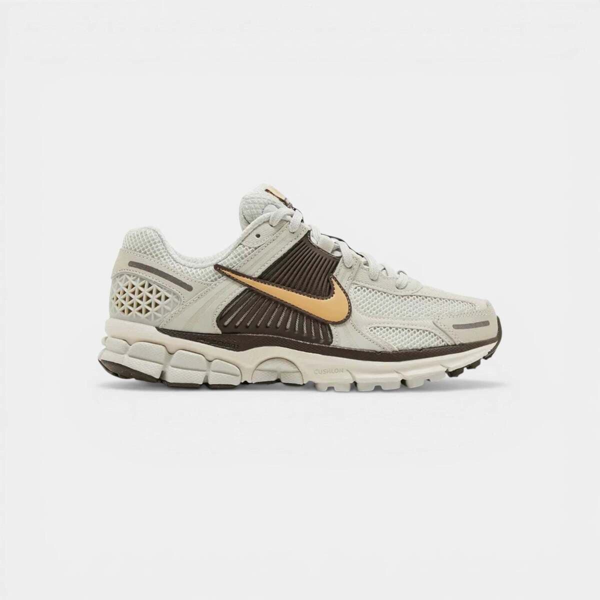 Xαμηλά Sneakers Nike Zoom Vomero 5 Light Bone Ironstone (Women's)