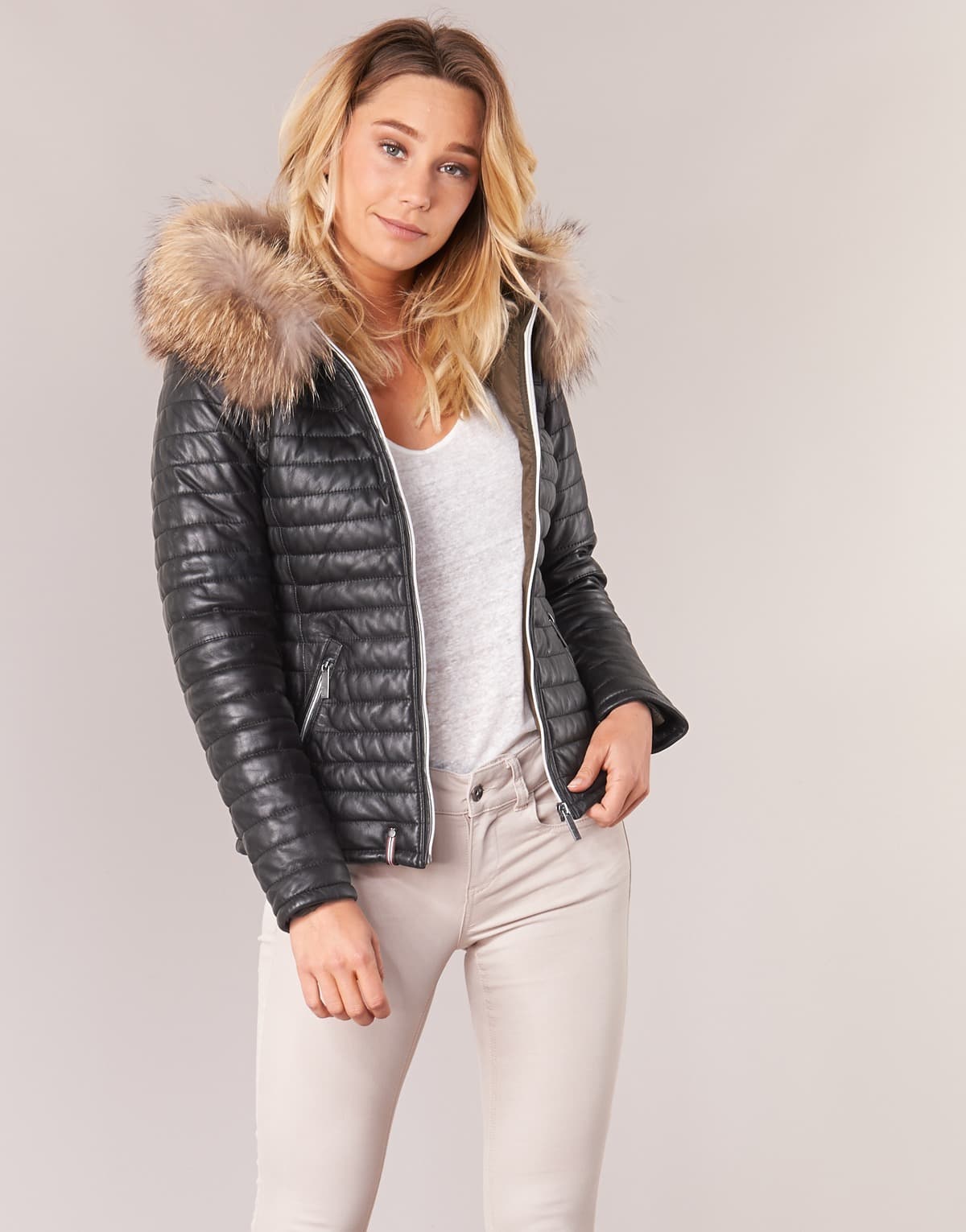 Women's Jackets Oakwood Black