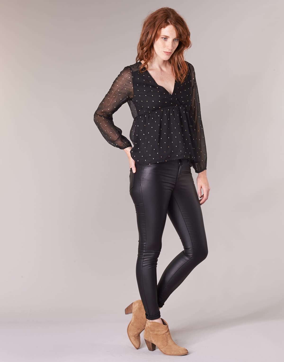 Women's T-Shirts Betty London Black