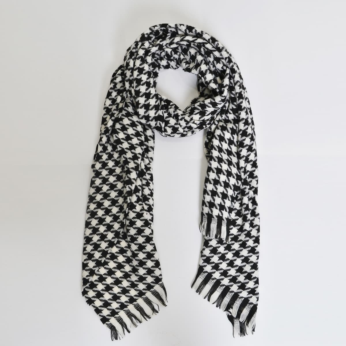 Κασκόλ με καρό σχέδιο και κρόσσια