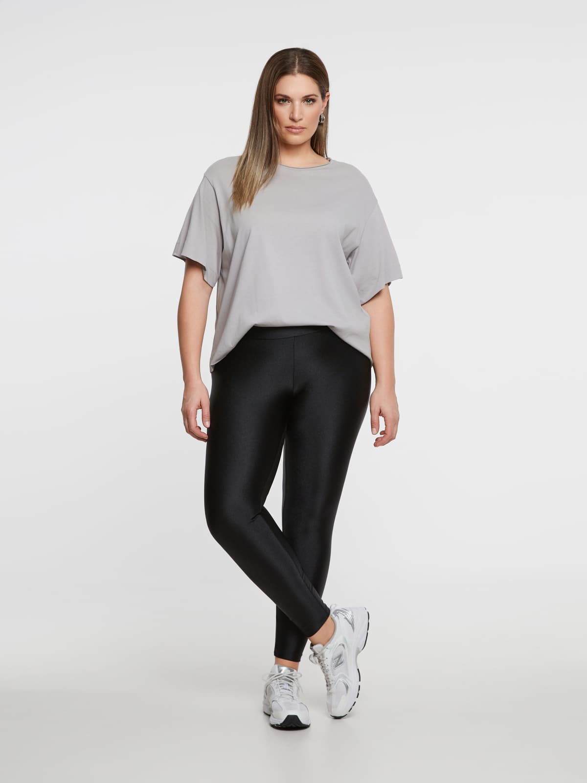 Women's T-Shirts Mat Fashion Black