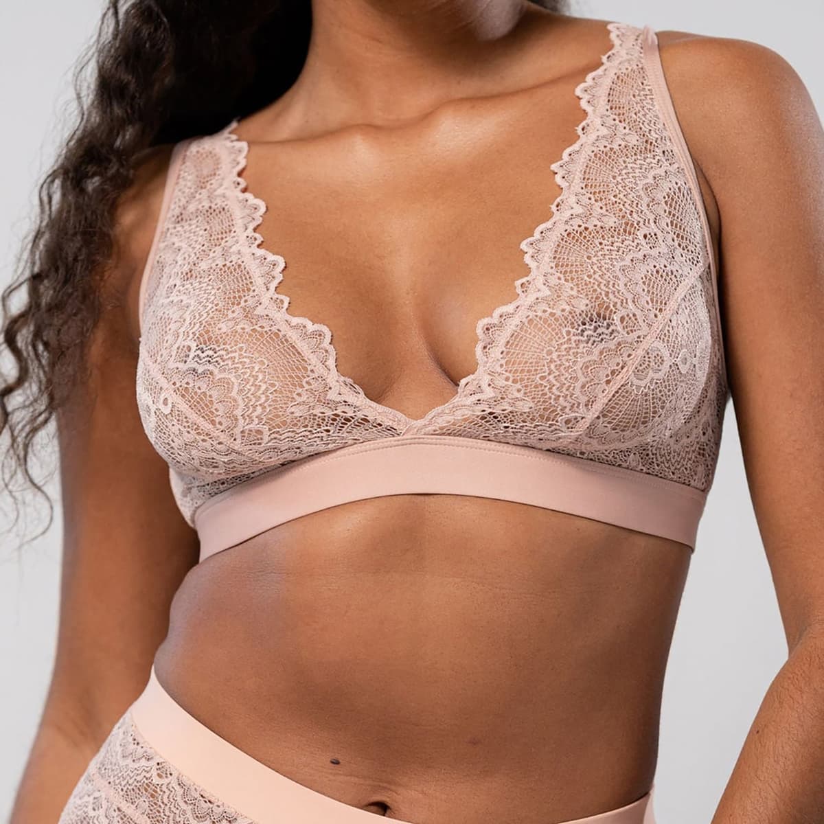 Σουτιέν Bralette με δαντέλα