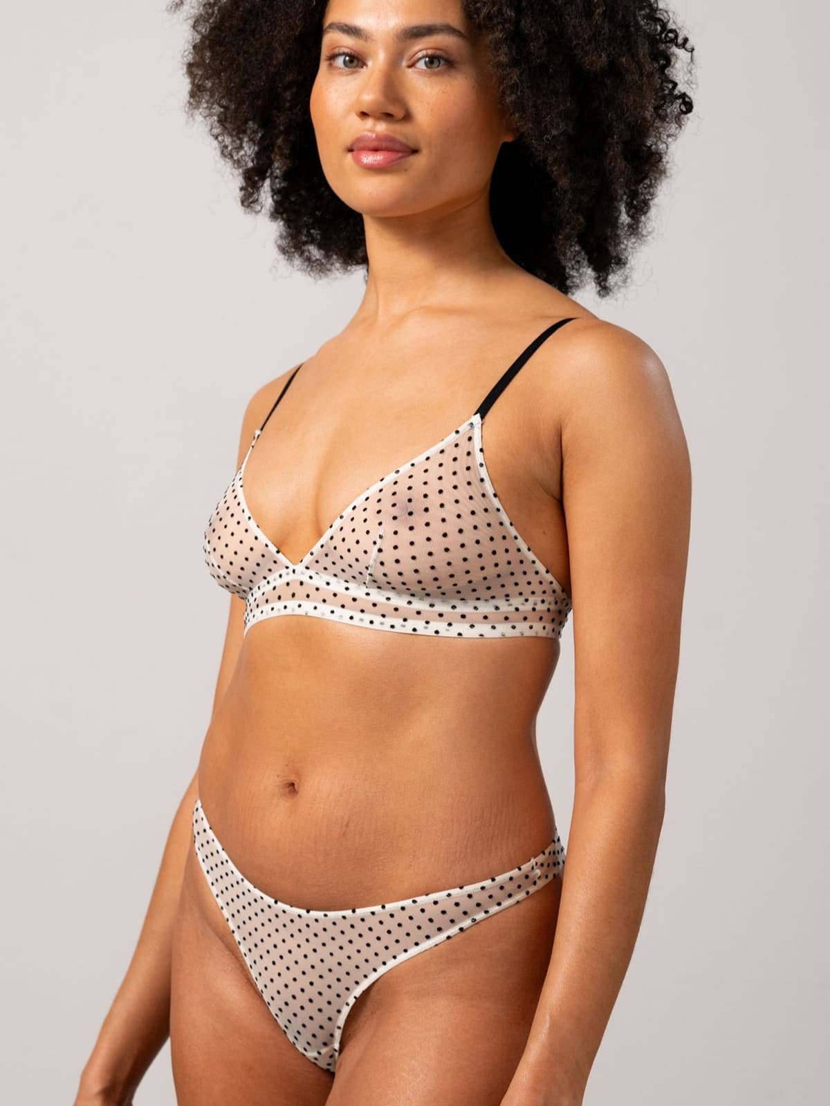 Women's Clothing Understatement Black