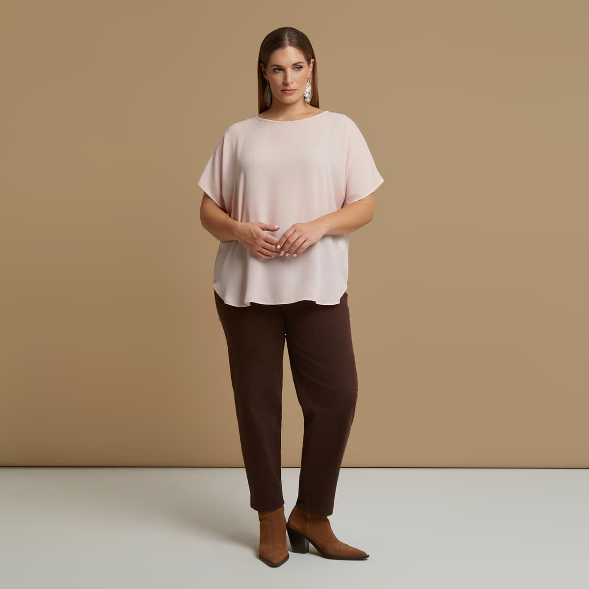 Μπλούζα κρεπ με στρογγυλή λαιμόκοψη