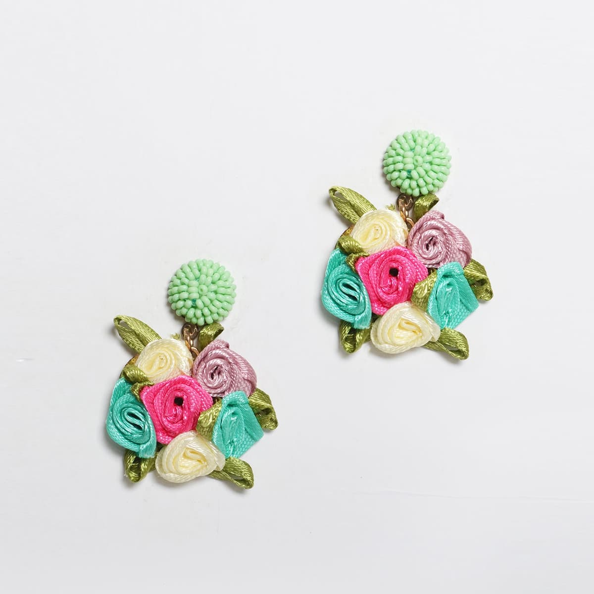 Σκουλαρίκια με τριαντάφυλλα