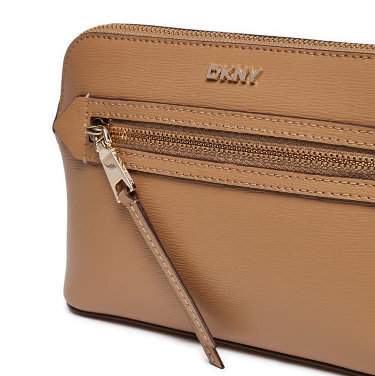 Γυναικεία Δερμάτινη Bryant Ave Τσάντα Χιαστί Ταμπά DKNY R42EKE17-CAP