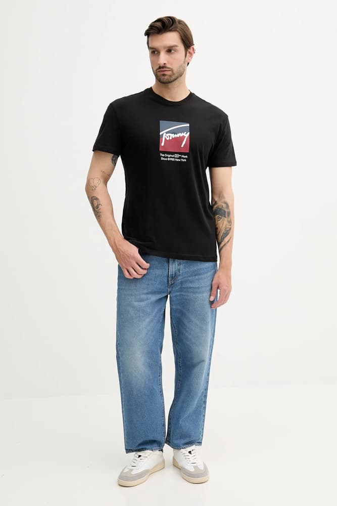 Ανδρικό T-shirt Μαύρο Tommy Jeans DM0DM21940-BDS